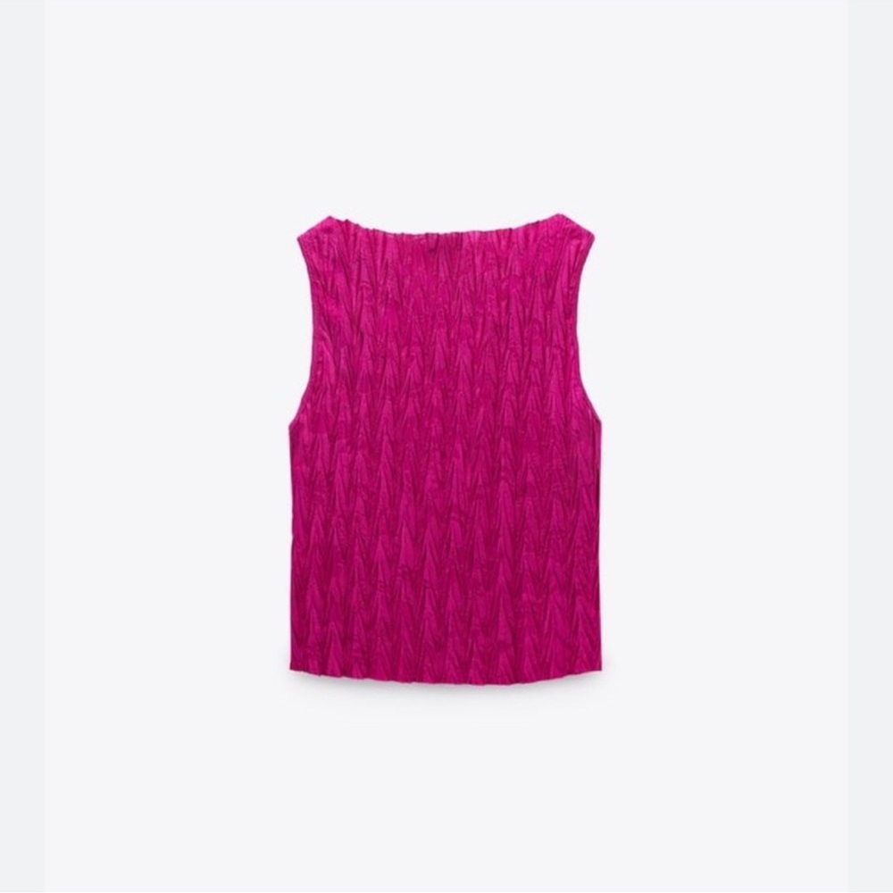 ZARA PLEATED JACQUARD TOP
FUCHSIA